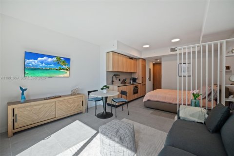 Condo in Miami, Florida  № 2053099 - photo 7