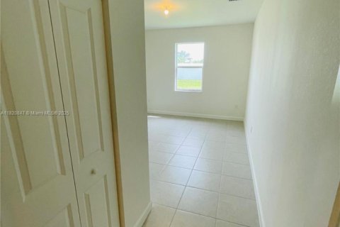 House in Homestead, Florida 4 bedrooms, 224.08 sq.m. № 2018280 - photo 9