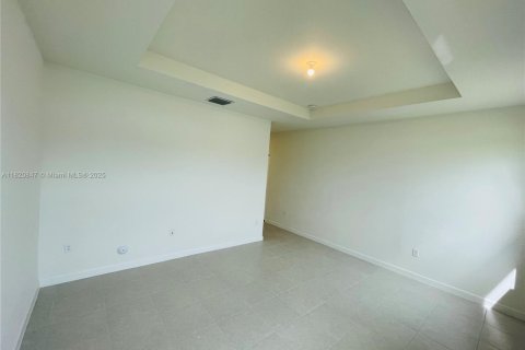 House in Homestead, Florida 4 bedrooms, 224.08 sq.m. № 2018280 - photo 11