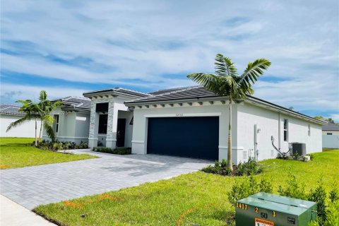 House in Homestead, Florida 4 bedrooms, 224.08 sq.m. № 2018280 - photo 23