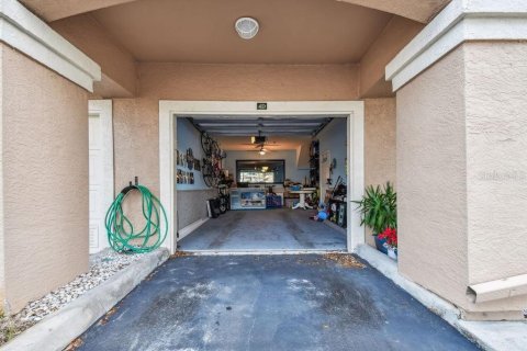 Condo in Tampa, Florida, 1 bedroom № 2095950 - photo 26