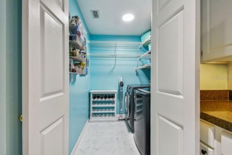 Condo in Tampa, Florida, 1 bedroom № 2095950 - photo 18