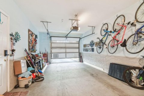 Condo in Tampa, Florida, 1 bedroom № 2095950 - photo 27