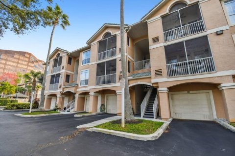 Condo in Tampa, Florida, 1 bedroom № 2095950 - photo 5