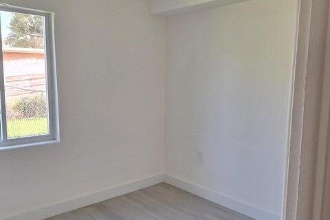 House in St. Lucie, Florida 4 bedrooms, 163.88 sq.m. № 2181584 - photo 15