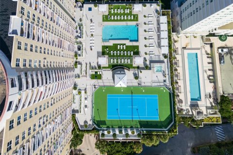 Condo in Miami, Florida, 1 bedroom  № 1923341 - photo 17