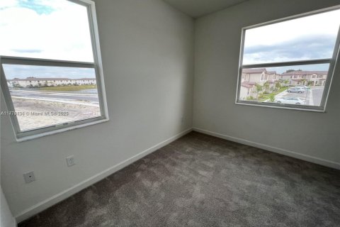 Casa en venta en Miami, Florida, 3 dormitorios № 1985671 - foto 14