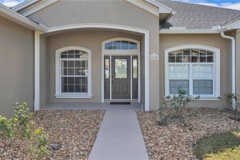 House in Lakeland, Florida 3 bedrooms, 306.95 sq.m. № 1899408 - photo 2