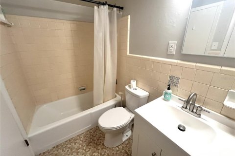 Condominio en venta en Gainesville, Florida, 1 dormitorio, 50.17 m2 № 2238719 - foto 5
