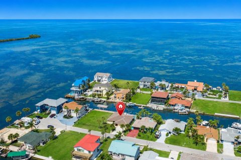 Casa en venta en Hudson, Florida, 3 dormitorios, 197.05 m2 № 2200515 - foto 2