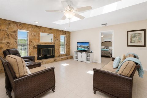 Casa en venta en Hudson, Florida, 3 dormitorios, 197.05 m2 № 2200515 - foto 26