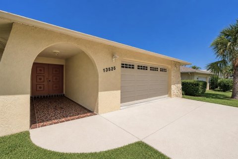 Casa en venta en Hudson, Florida, 3 dormitorios, 197.05 m2 № 2200515 - foto 12