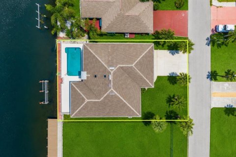 Casa en venta en Hudson, Florida, 3 dormitorios, 197.05 m2 № 2200515 - foto 6