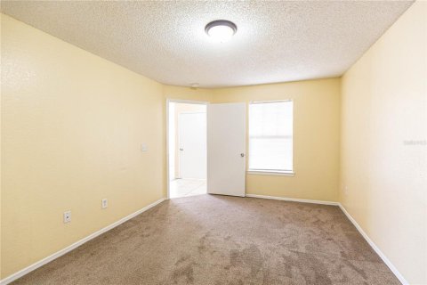 Condo in Kissimmee, Florida, 2 bedrooms  № 1847863 - photo 8