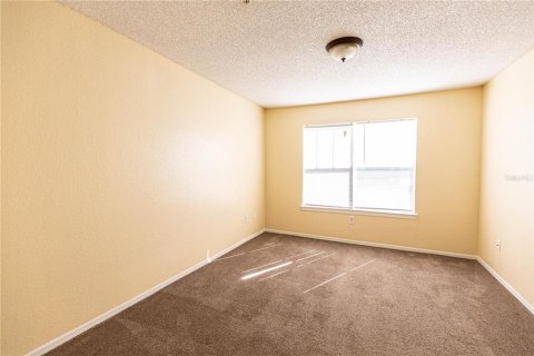 Condo in Kissimmee, Florida, 2 bedrooms  № 1847863 - photo 14