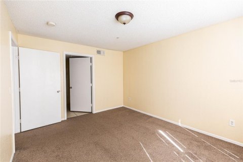 Condo in Kissimmee, Florida, 2 bedrooms  № 1847863 - photo 7