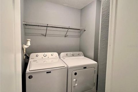 Copropriété à louer à Orlando, Floride: 4 chambres, 149.57 m2 № 2156185 - photo 12