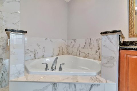 Купить кондоминиум в Лейквуд Ранч, Флорида 4 комнаты, 163.69м2, № 1769196 - фото 19