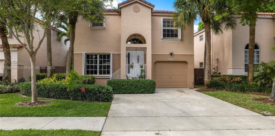 Villa ou maison à Plantation, Floride 3 chambres, 137.87 m2 № 1892696