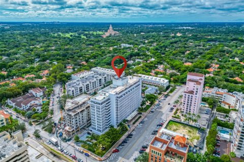 Condo in Coral Gables, Florida № 2076234 - photo 23