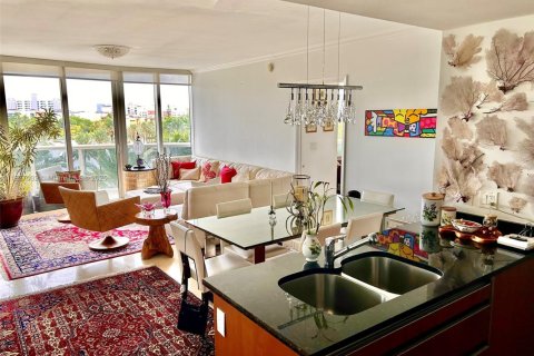 Copropriété à vendre à Sunny Isles Beach, Floride: 2 chambres, 120.87 m2 № 1936293 - photo 6