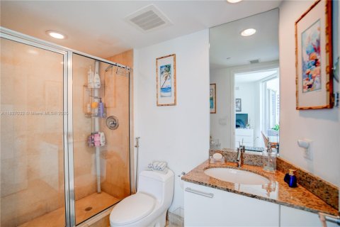 Copropriété à vendre à Sunny Isles Beach, Floride: 2 chambres, 120.87 m2 № 1936293 - photo 26