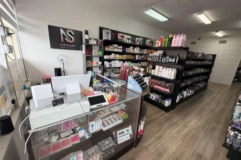 Immobilier commercial à vendre à Miami, Floride № 2004772 - photo 11