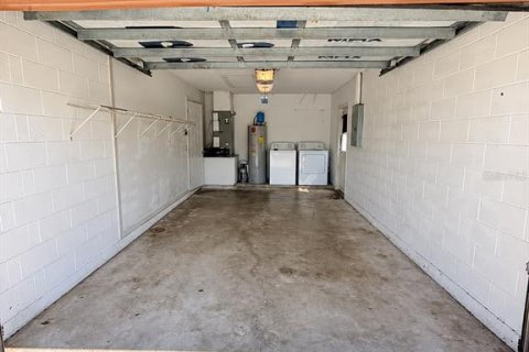 Villa ou maison à louer à Poinciana, Floride: 2 chambres, 93.65 m2 № 2431677 - photo 6