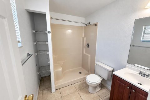Villa ou maison à louer à Poinciana, Floride: 2 chambres, 93.65 m2 № 2431677 - photo 19