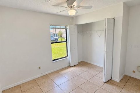 Villa ou maison à louer à Poinciana, Floride: 2 chambres, 93.65 m2 № 2431677 - photo 25