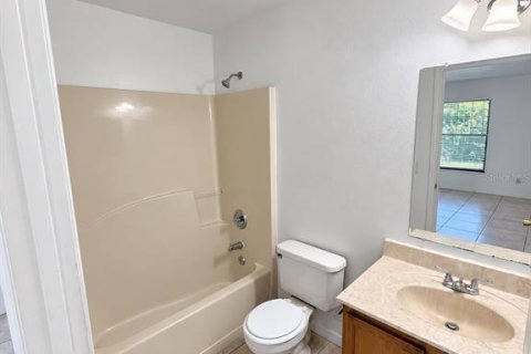 Villa ou maison à louer à Poinciana, Floride: 2 chambres, 93.65 m2 № 2431677 - photo 17