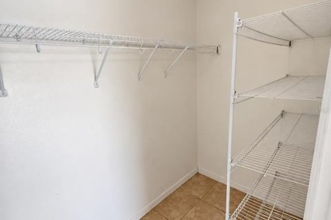 Villa ou maison à louer à Poinciana, Floride: 2 chambres, 93.65 m2 № 2431677 - photo 22