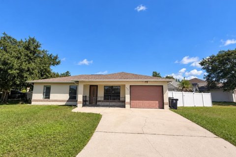 Villa ou maison à Poinciana, Floride 2 chambres, 93.65 m2 № 2431677