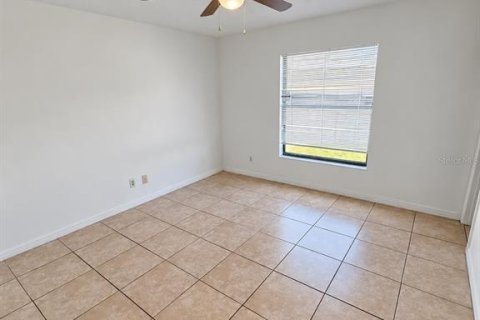 Villa ou maison à louer à Poinciana, Floride: 2 chambres, 93.65 m2 № 2431677 - photo 24