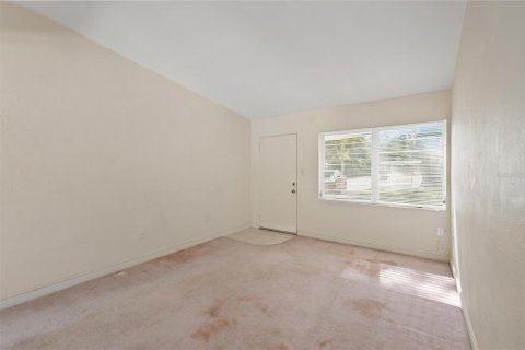 Villa ou maison à vendre à Altamonte Springs, Floride: 3 chambres, 105.17 m2 № 2427571 - photo 6