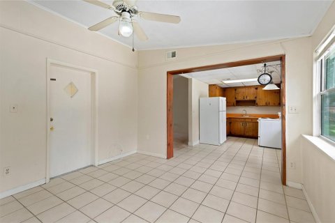 Villa ou maison à vendre à Altamonte Springs, Floride: 3 chambres, 105.17 m2 № 2427571 - photo 11