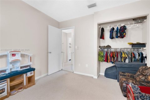 Casa en venta en Pembroke Pines, Florida, 3 dormitorios, 135.27 m2 № 1992418 - foto 25