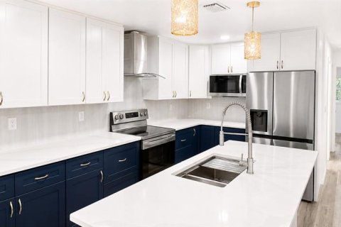 Casa en venta en Gainesville, Florida, 3 dormitorios, 131.46 m2 № 2210424 - foto 10