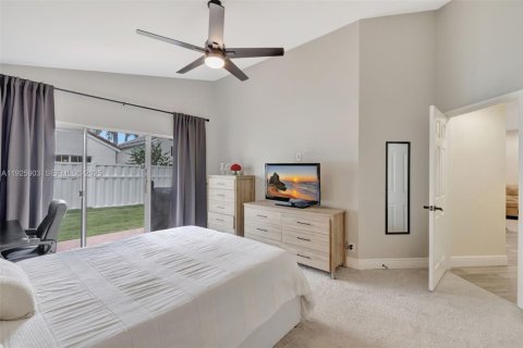 Снять в аренду виллу или дом в Уэстон, Флорида 2 спальни, 113.81м2, № 1984441 - фото 26