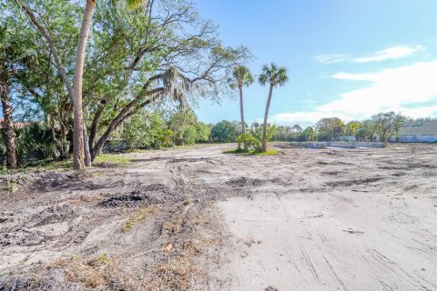 Immobilier commercial à vendre à Vero Beach, Floride: 103.21 m2 № 1449252 - photo 2