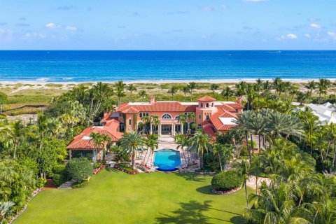 Villa ou maison à vendre à Palm Beach, Floride: 8 chambres, 1346.71 m2 № 2082383 - photo 2