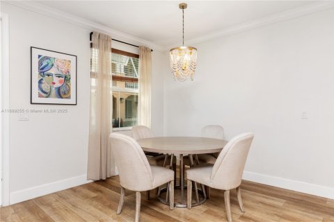 Townhouse in Cooper City, Florida 3 bedrooms, 164.44 sq.m. № 1939319 - photo 7