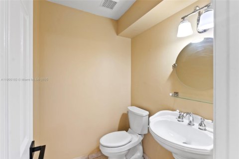 Снять в аренду виллу или дом в Майами, Флорида 4 спальни, 167.13м2, № 1956692 - фото 21