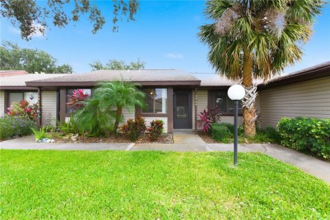 House in Bradenton, Florida 2 bedrooms, 87.79 sq.m. № 2199164