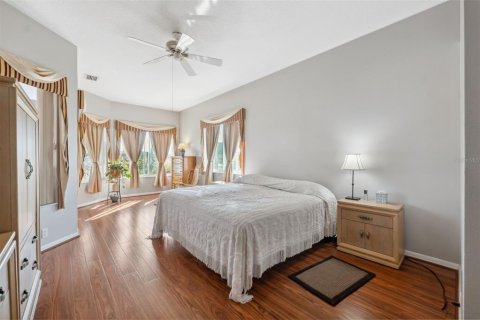 House in New Port Richey, Florida 3 bedrooms, 252.04 sq.m. № 1523801 - photo 15
