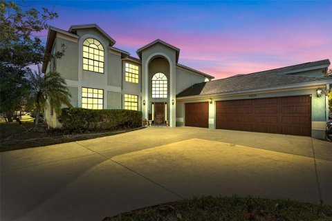 Casa en Tampa, Florida 5 dormitorios, 299.05 m2 № 2106383