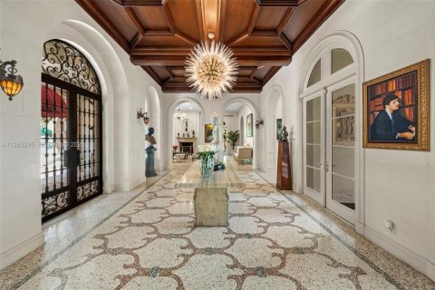 Купить виллу или дом в Корал-Гейблс, Флорида 7 спален, 1193.14м2, № 2044876 - фото 13