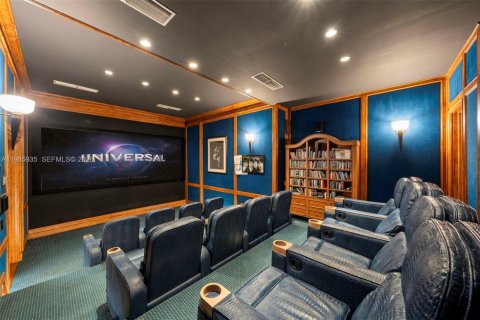 Купить виллу или дом в Корал-Гейблс, Флорида 7 спален, 1193.14м2, № 2044876 - фото 19