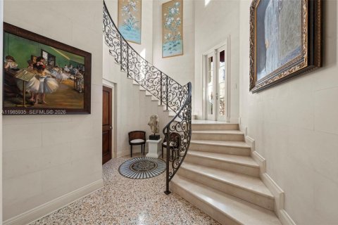 Купить виллу или дом в Корал-Гейблс, Флорида 7 спален, 1193.14м2, № 2044876 - фото 28