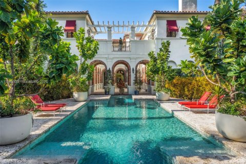 Купить виллу или дом в Корал-Гейблс, Флорида 7 спален, 1193.14м2, № 2044876 - фото 8